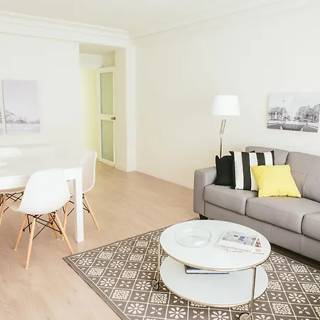 The Lucky Flats - Belando Quintana * Alicante